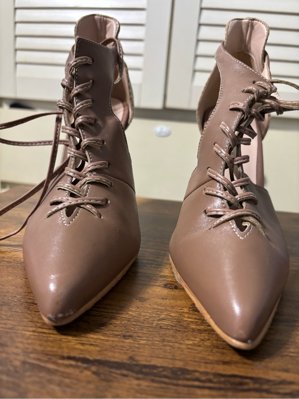 Lace-Up Pointed Toe Women's Heels in Mauve